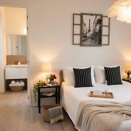 Acasadiimma 5 Minuti Stazione Con Balcone Wifi Apartament